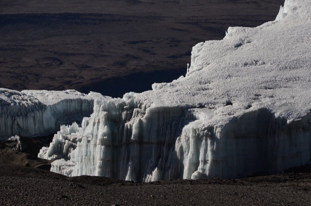 machame_icebergs